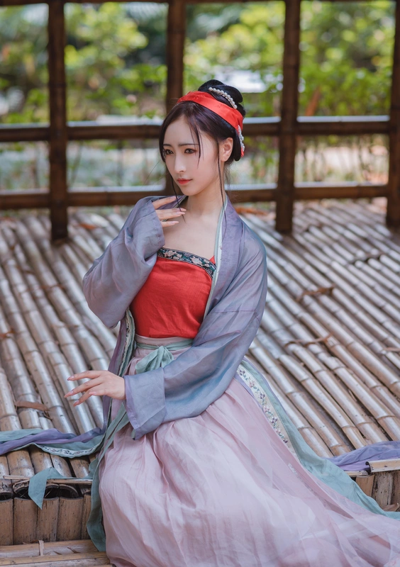 『汉服写真』出镜紫薇薇(三点水的wei) - 拿相机的执义